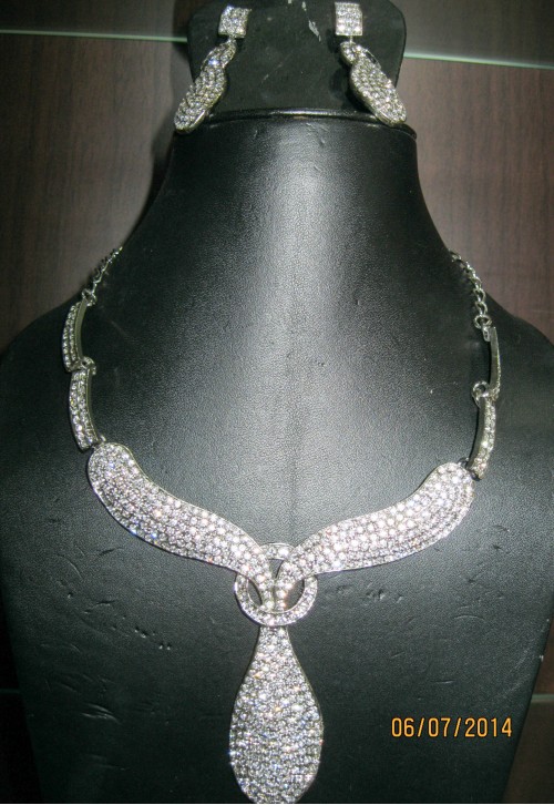 Jewellery (*** 50% Discount ***)